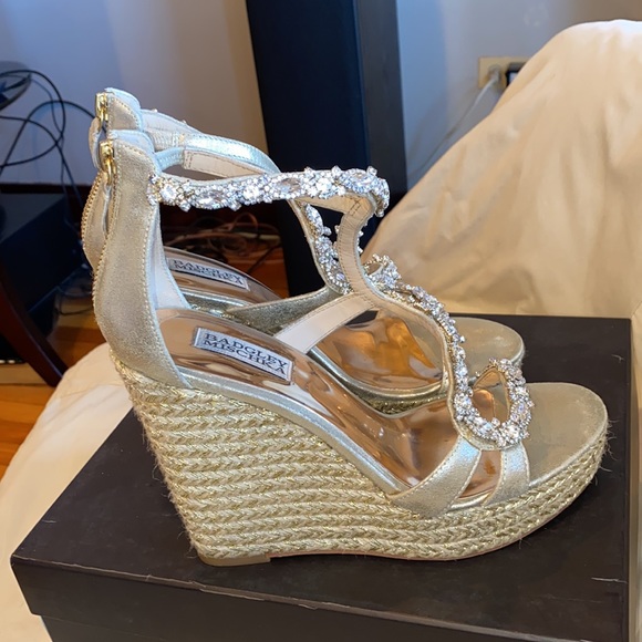 Badgley Mischka - Picture 3 of 3